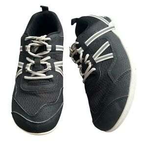 XERO PRIO BLACK AND WHITE BAREFOOT SNEAKERS SIZE 8.5